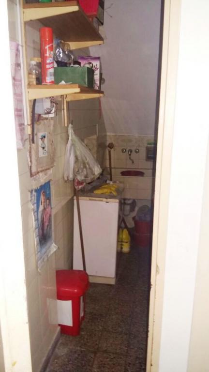 Casa antigua lote propio 8,66 x19 para reciclar