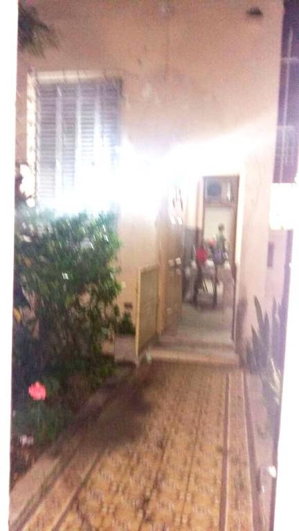 Casa antigua lote propio 8,66 x19 para reciclar