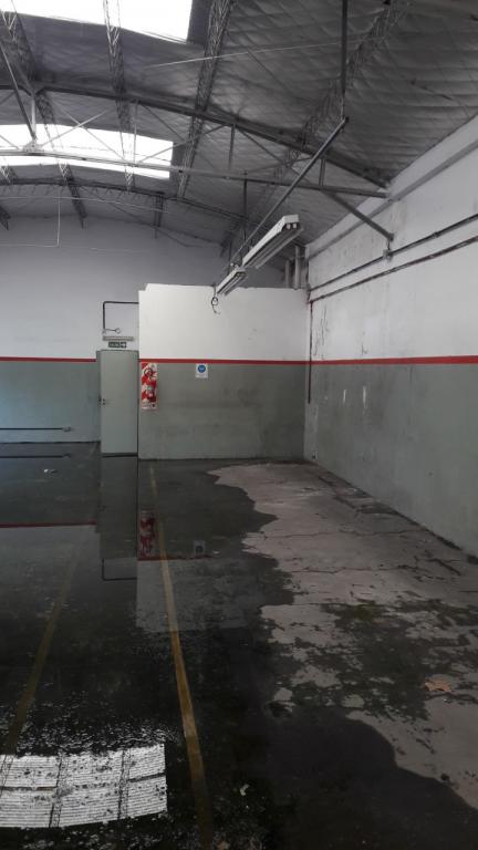 IMPORTANTE INMUEBLE INDUSTRIAL 1900 m2