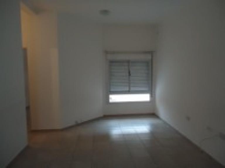 VENTA DE DPTO P/B DE UN DORM Bº PUEYRREDON (Código: 249)