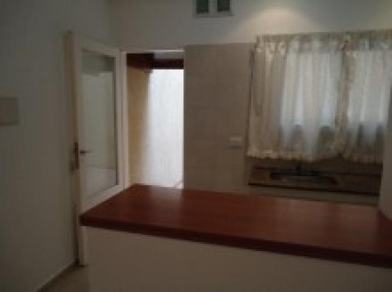 VENTA DE DPTO P/B DE UN DORM Bº PUEYRREDON (Código: 249)
