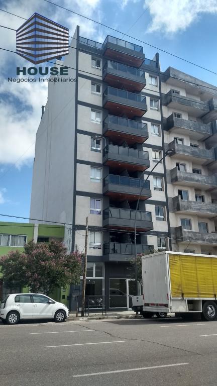 B°GRAN PAZ C/ BALCON LUMINOSO- EDIFICIO C/ PISCINA Y ASADOR