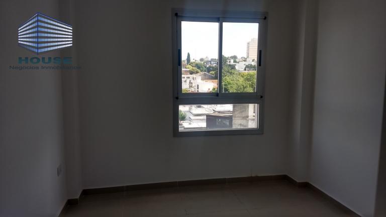B°GRAN PAZ C/ BALCON LUMINOSO- EDIFICIO C/ PISCINA Y ASADOR