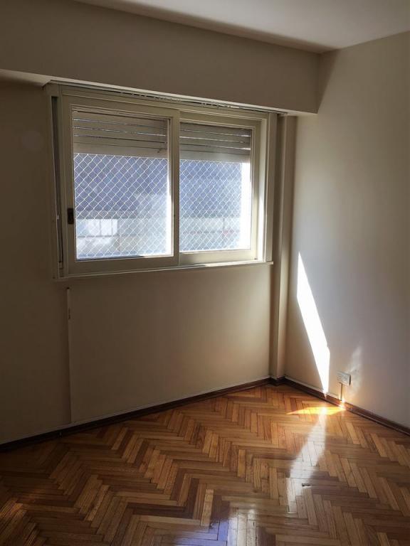 Departamento 4 Amb c/Esp Guardacoche Guayaquil 400 Alquiler