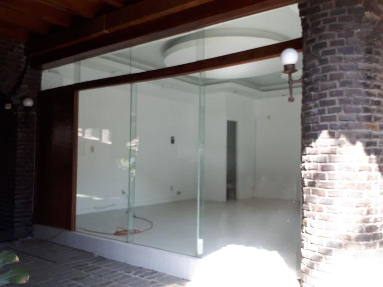 Local en renta Insurgentes Sur (8-D)