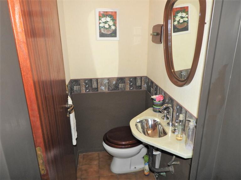 Duplex, 3 dormitprios, jardín, pileta y quincho.