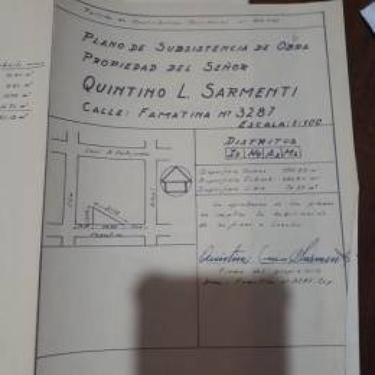 EXCELENTE TERRENO CON CONSTRUCCIÓN
