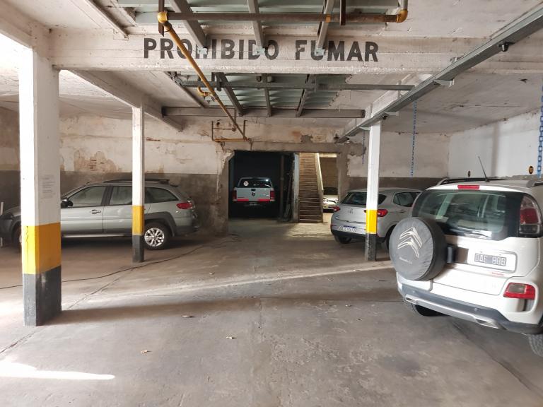 CERRITO AL 300, Deposito 2000m2 y 605 descubierto