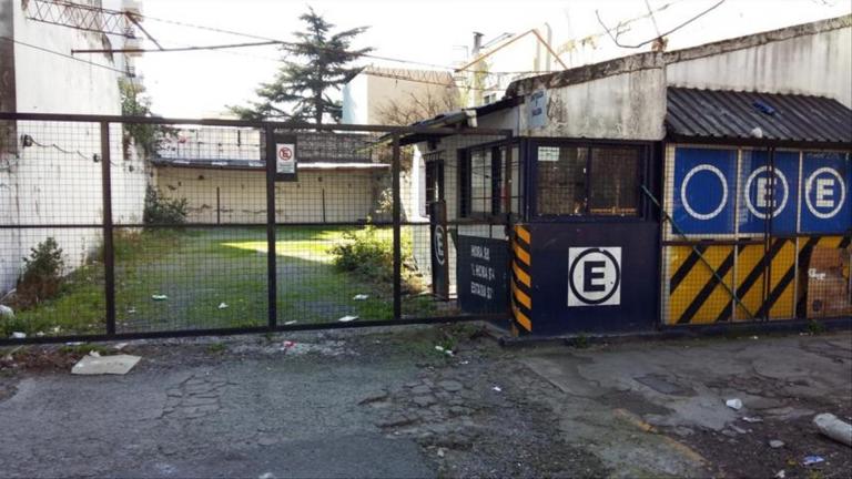 LOTE EN EXCELENTE UBICACIÓN MORON