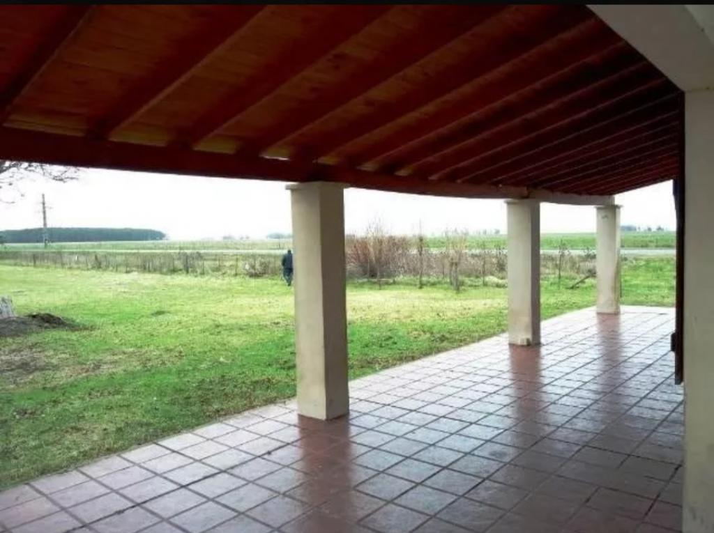 Venta de Parador con vivienda en Miramar sobre ruta 88