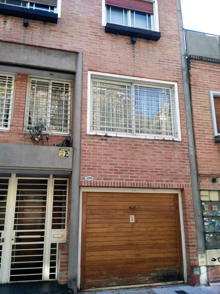 Belgrano R Triplex 4 amb, patio 2 cocheras