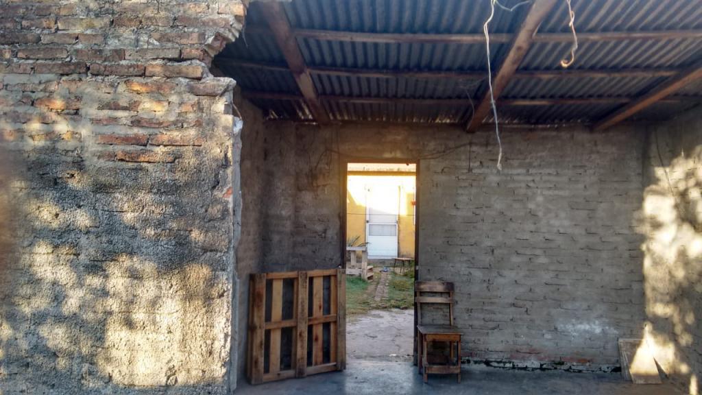 EN VENTA CASA A METROS DE RUTA 3 KM 38