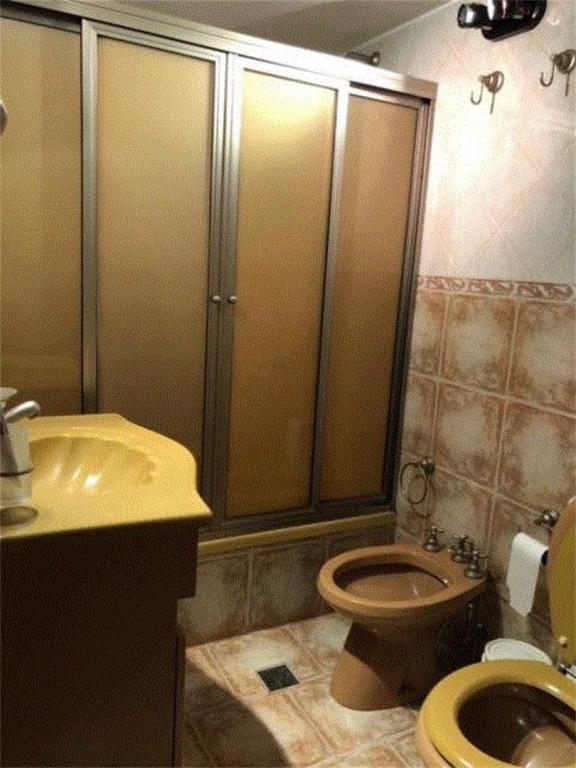 CASA 5 AMBIENTES EN 2 PLANTAS EN VILLA BALLESTER!