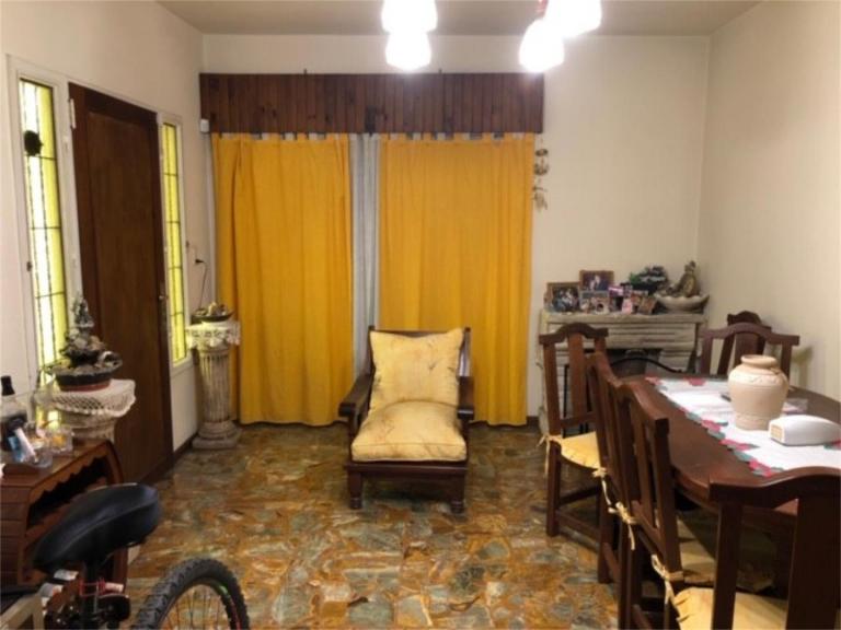 CASA 5 AMBIENTES EN 2 PLANTAS EN VILLA BALLESTER!