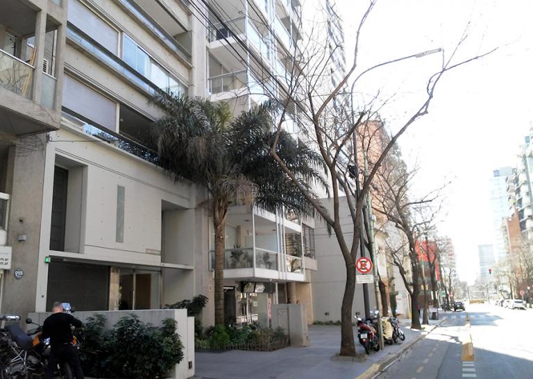Excelente Oficina comercial. Edificio de Categoria. Av. Cong