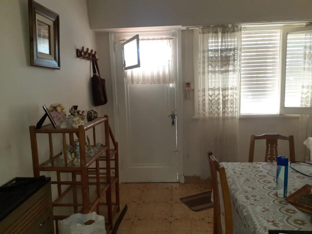 Chalet 4 ambientes con garage zona Puerto