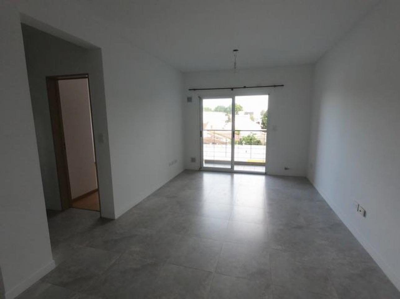 2 ambientes Ballester centro cochera terraza 200m2 parrilla