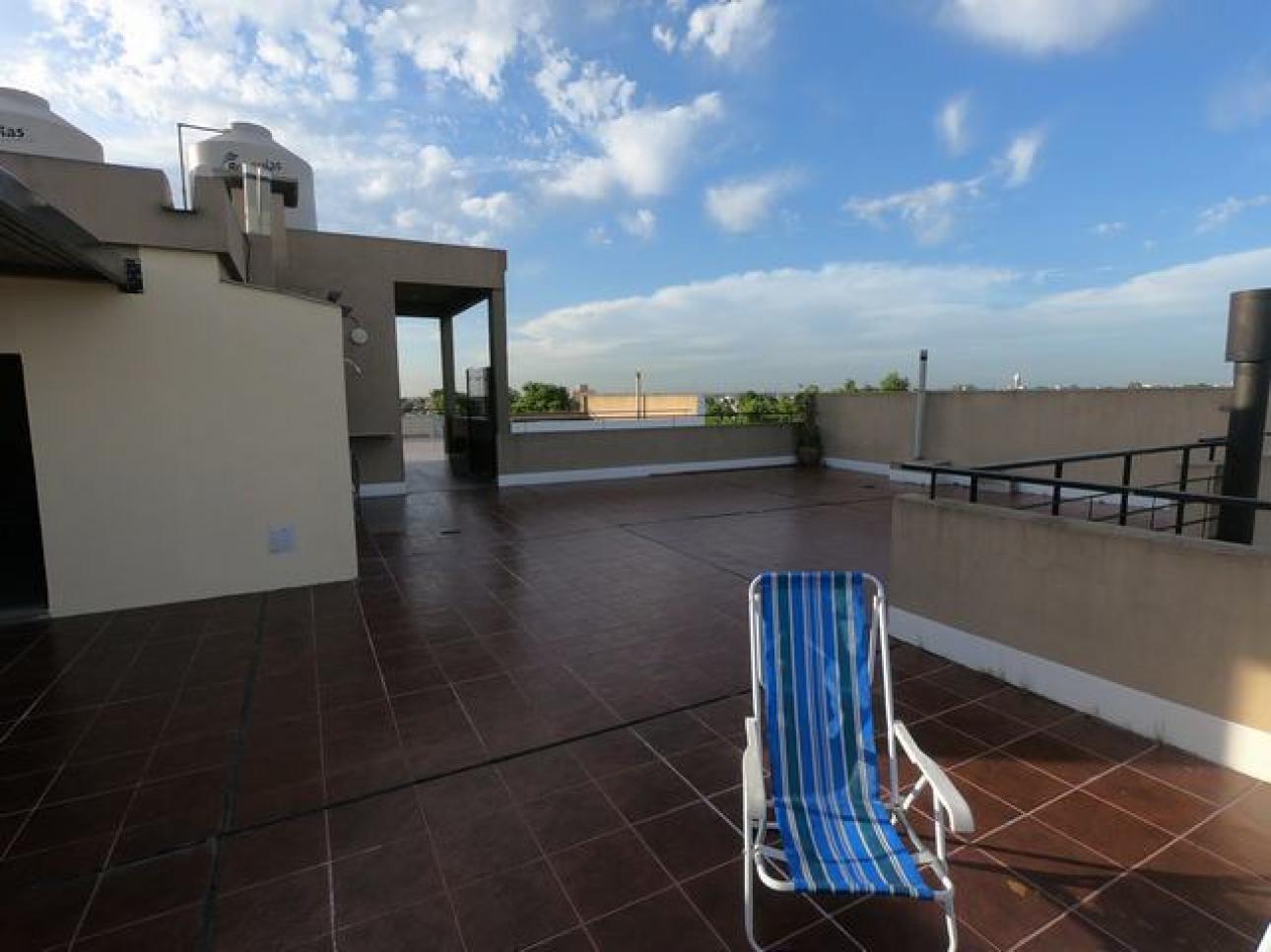 2 ambientes Ballester centro cochera terraza 200m2 parrilla