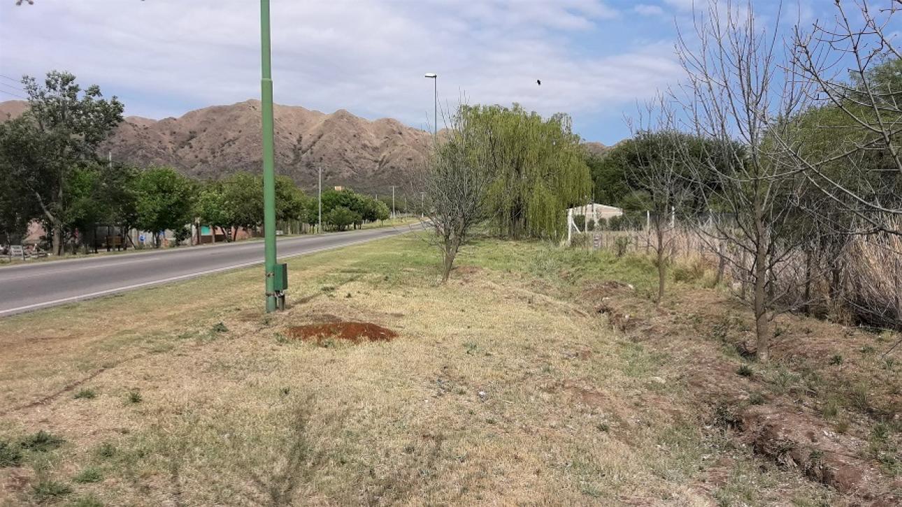 Juana Koslay, Las Chacras, terreno de 1030 mts2