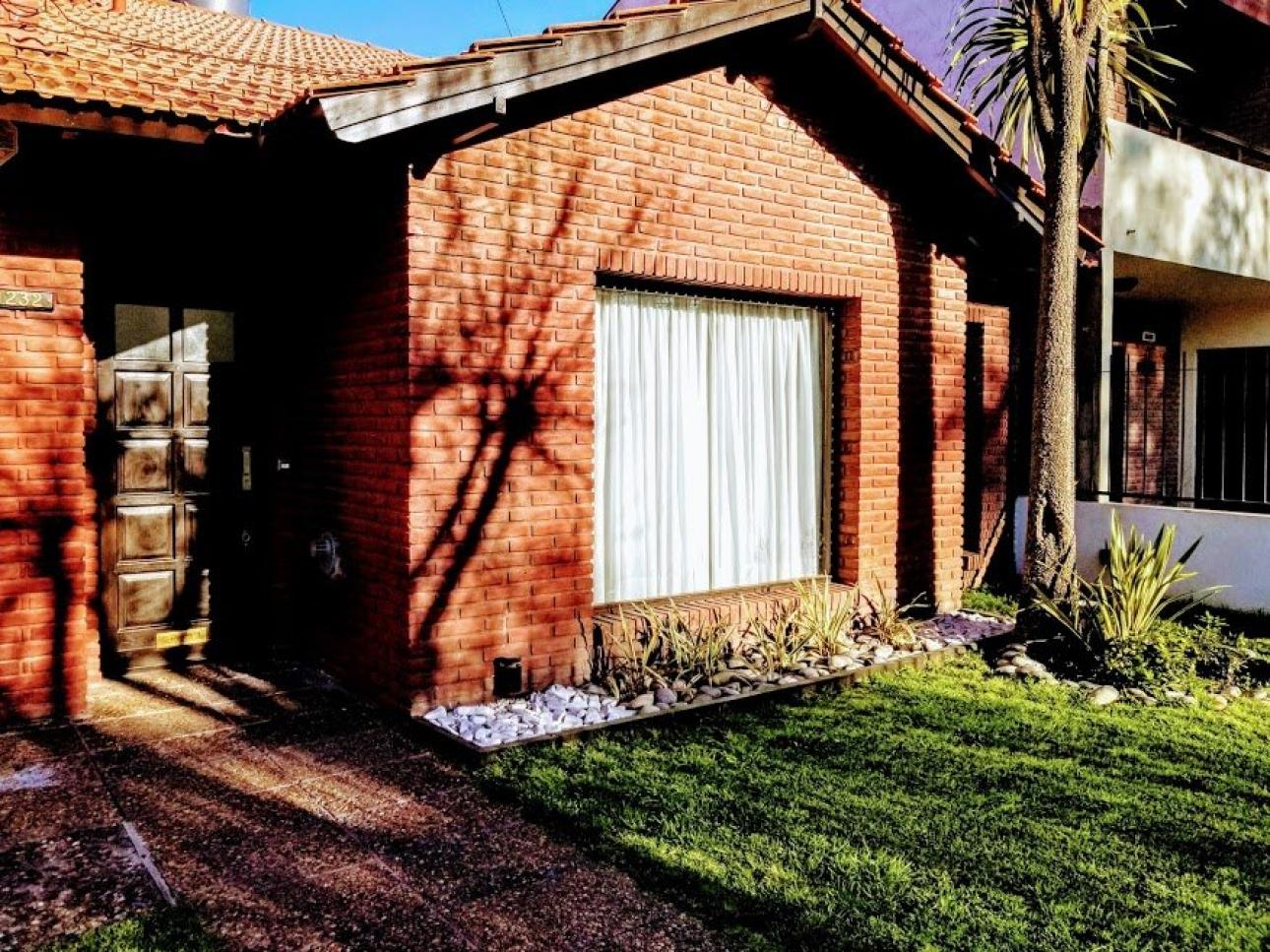Venta de Chalet 5 o mas ambientes en Mar del Plata Constitución