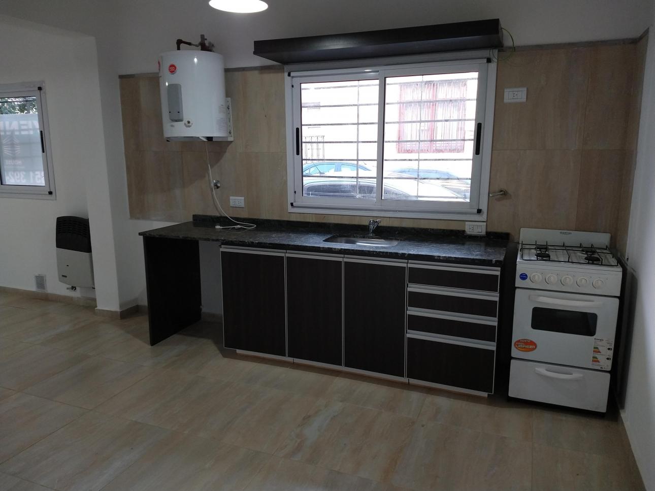 Bº ALBERDI - DUPLEX 2 DORM. - EDIFICIO C/ ASADOR Y PISCINA