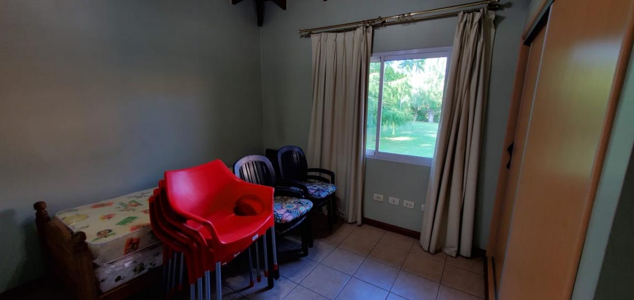 Hermosa casa en Suecia 1174, Barrio Cerrado Las Naciones