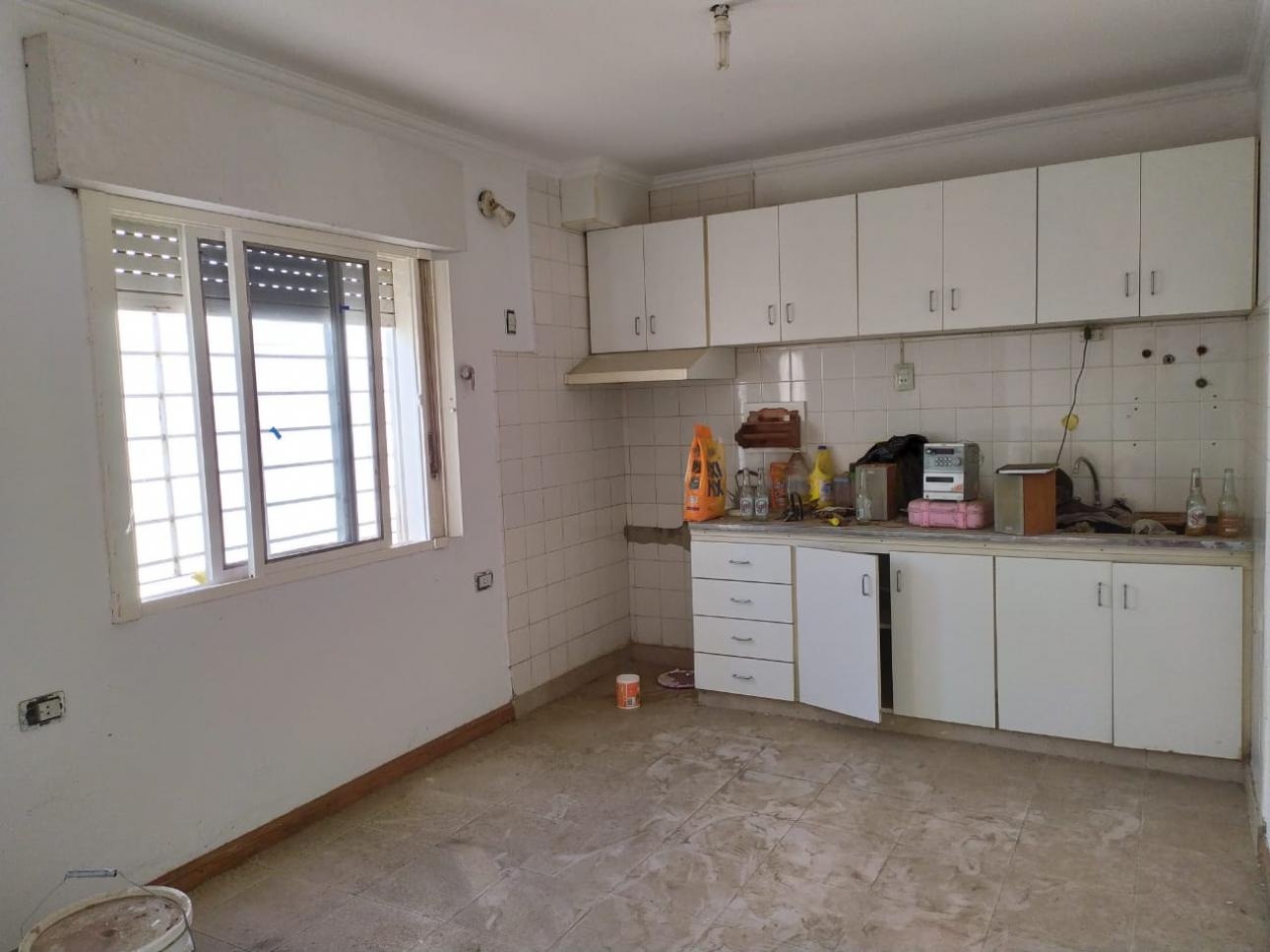 Vivienda familiar con Dpto en Interior Refaccionada