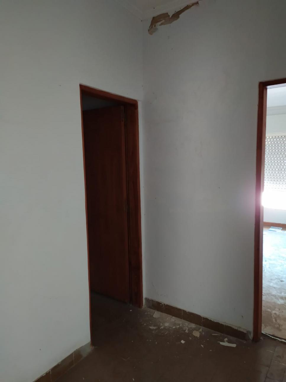Vivienda familiar con Dpto en Interior Refaccionada
