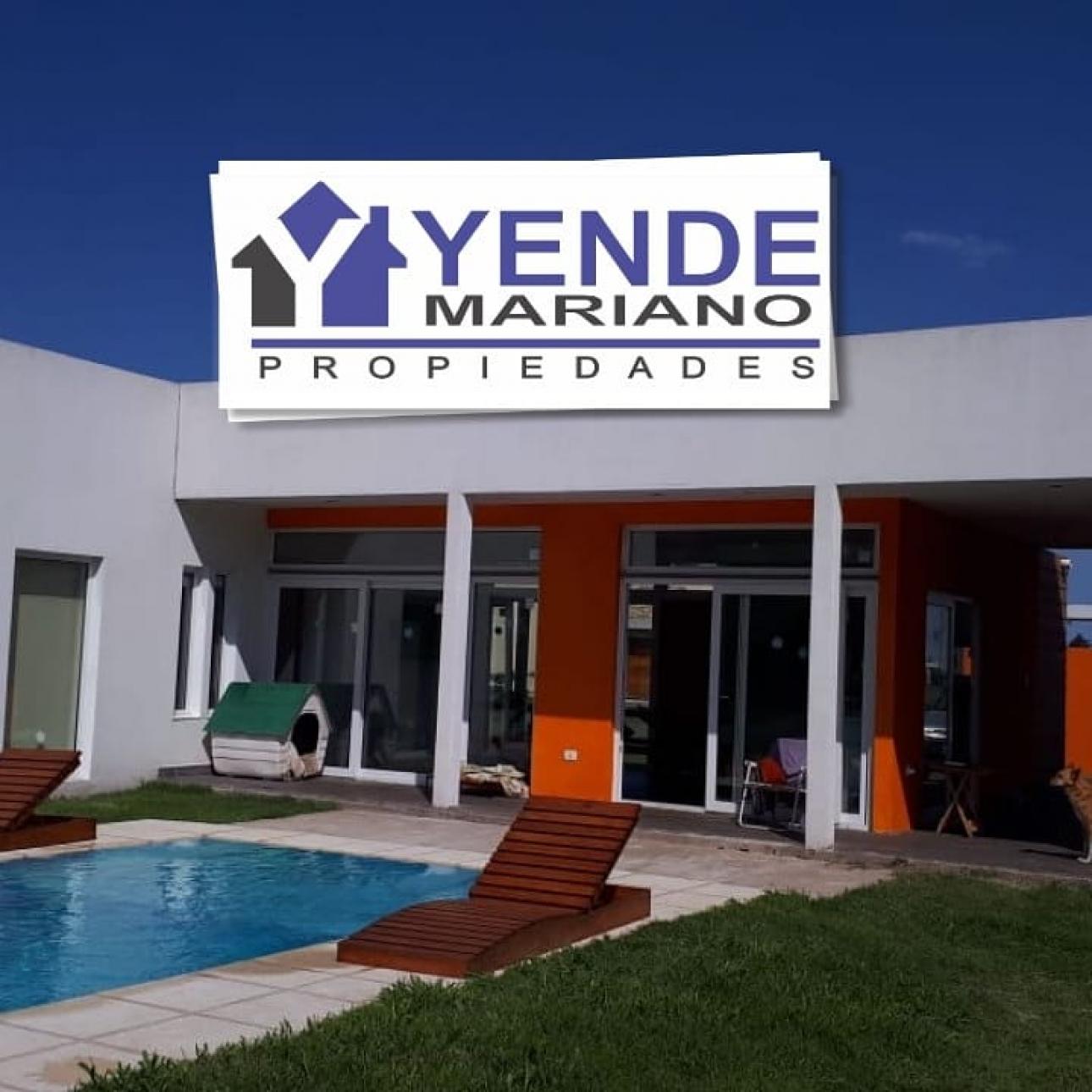 HERMOSA CASA EN B° PRIVADO