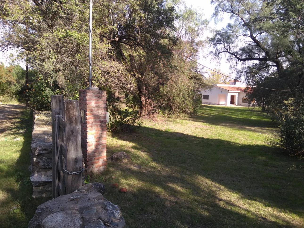 CASA EN VENTA EN LA POBLACION TRASLASIERRA