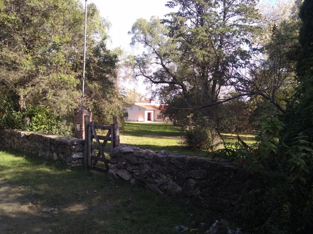 CASA EN VENTA EN LA POBLACION TRASLASIERRA
