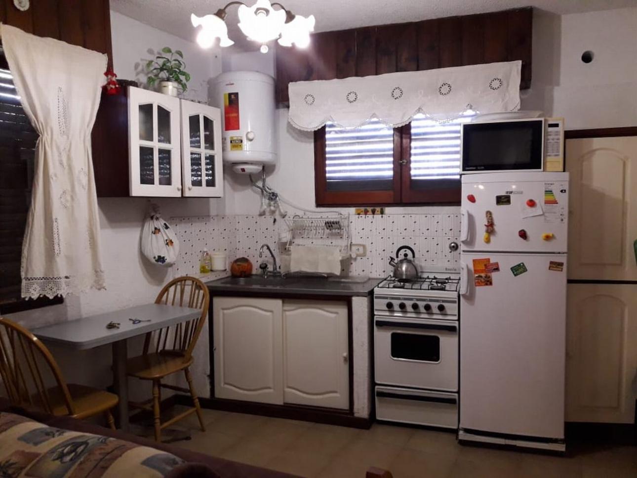 DEPARTAMENTO 2 AMBIENTE con COCHERA