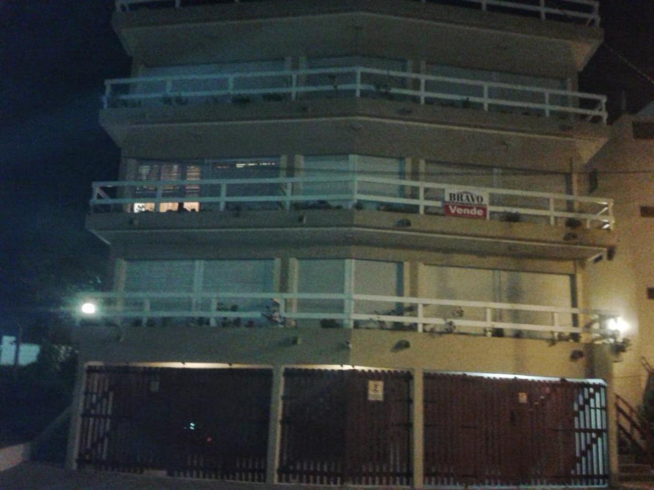 DEPARTAMENTO 2 AMBIENTE con COCHERA