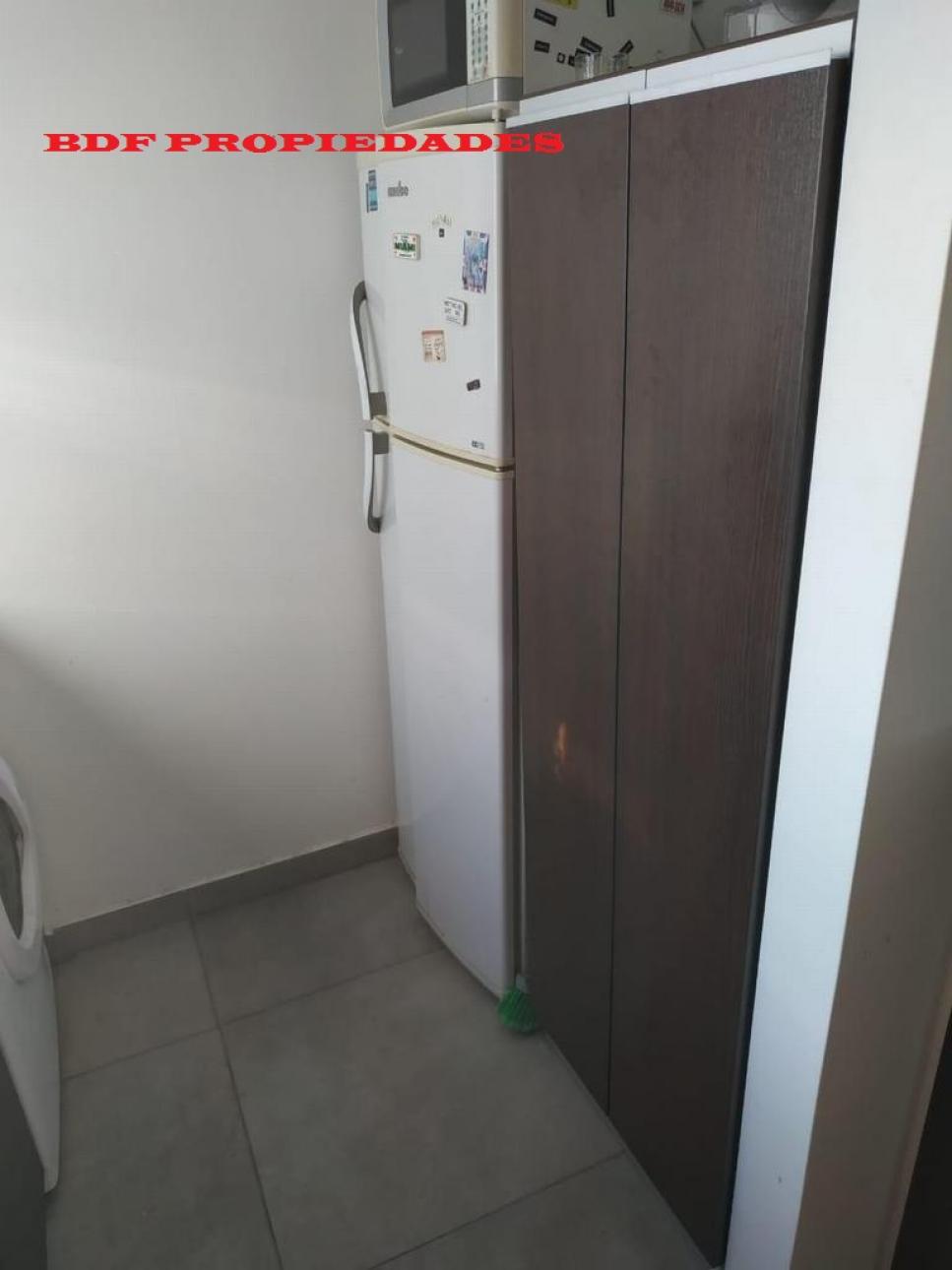 MONOAMBIENTE CON COCHERA DESCUBIERTA
