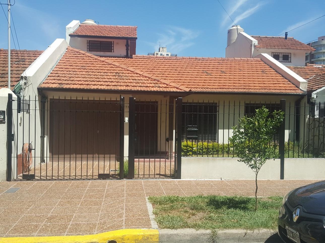 CASA EN UNA PLANTA RECICLADA NUEVA
