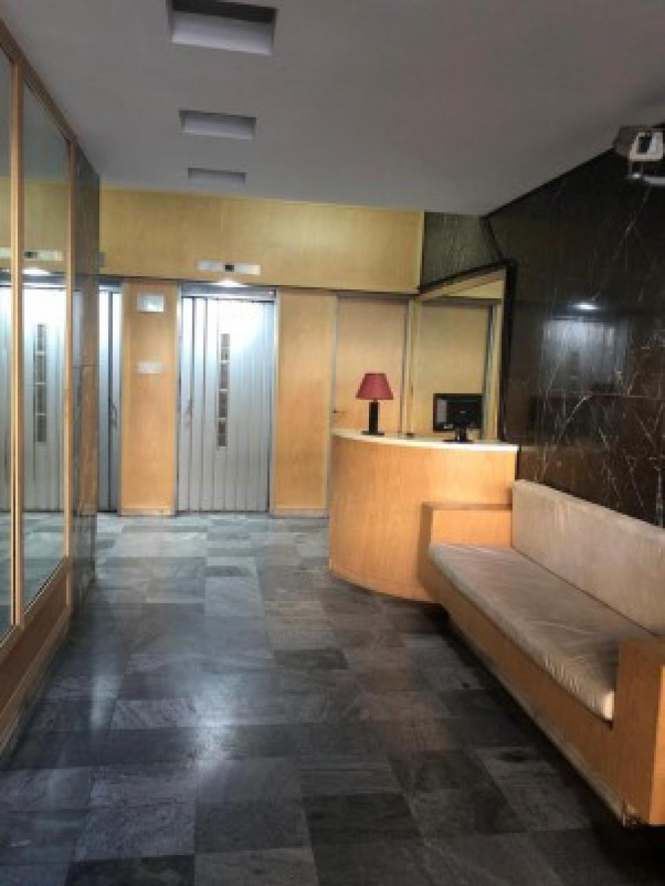 Dpto Emblemático Edificio "BO"  3 Amb / 2do piso.