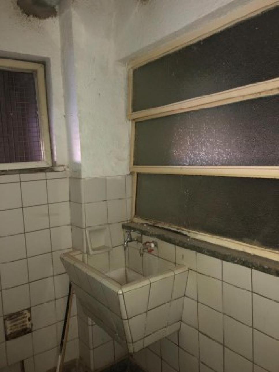 Dpto Emblemático Edificio "BO"  3 Amb / 2do piso.
