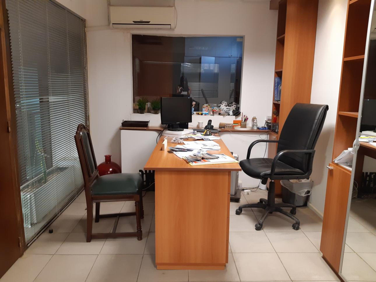 OPORTUNIDAD UNICA  GALPÓN 840 m2 CON VIVIENDA