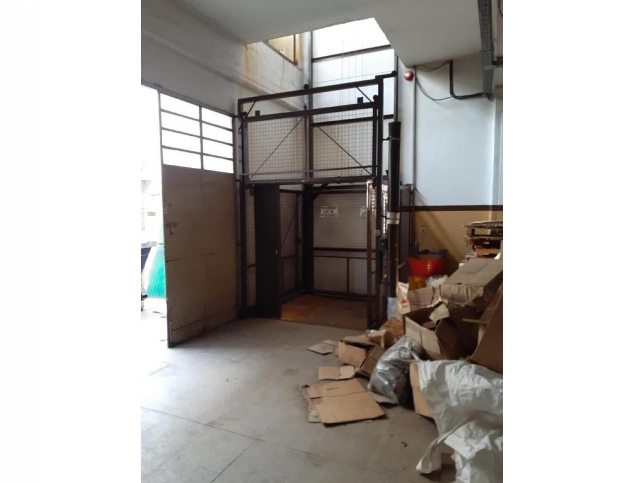 GALPON 770 m2 DOS PLANTAS CON MONTACARGAS