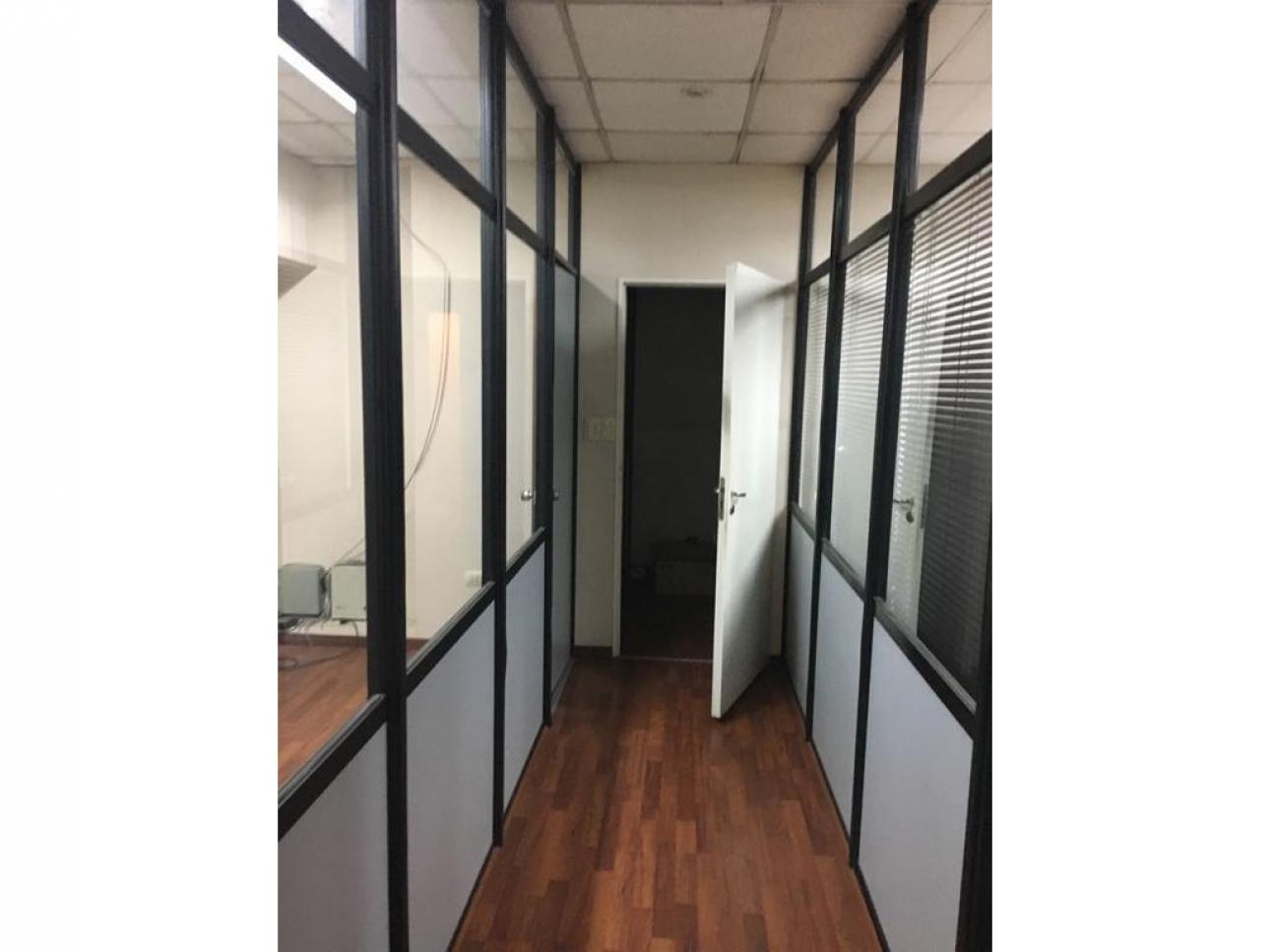 GALPON 770  m2 A MTS G.PAZ Y AV. S.MARTIN