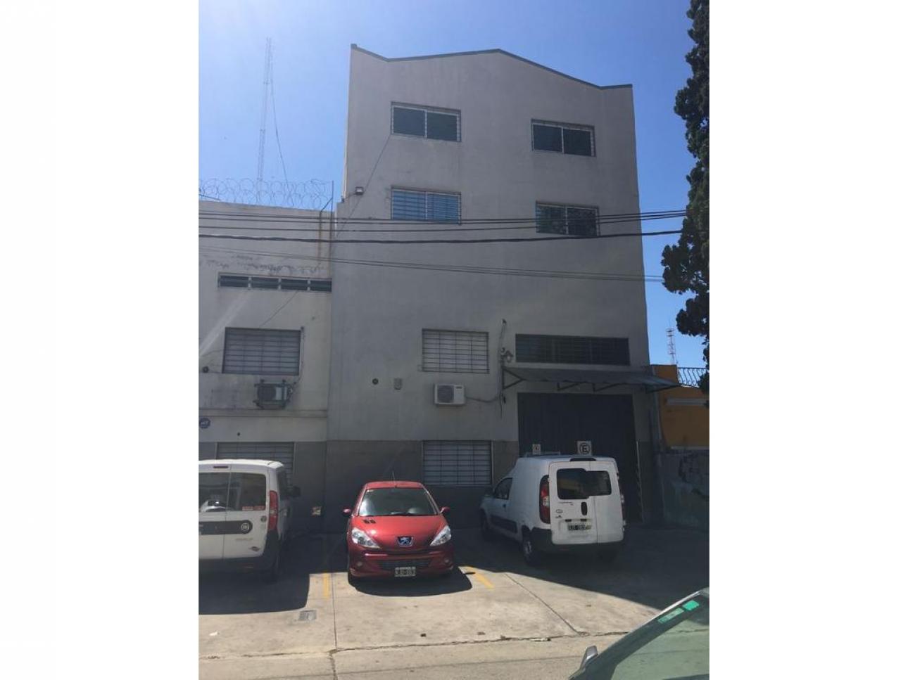 GALPON 1090 M2 - MTS DE G.PAZ Y AV. S MARTIN