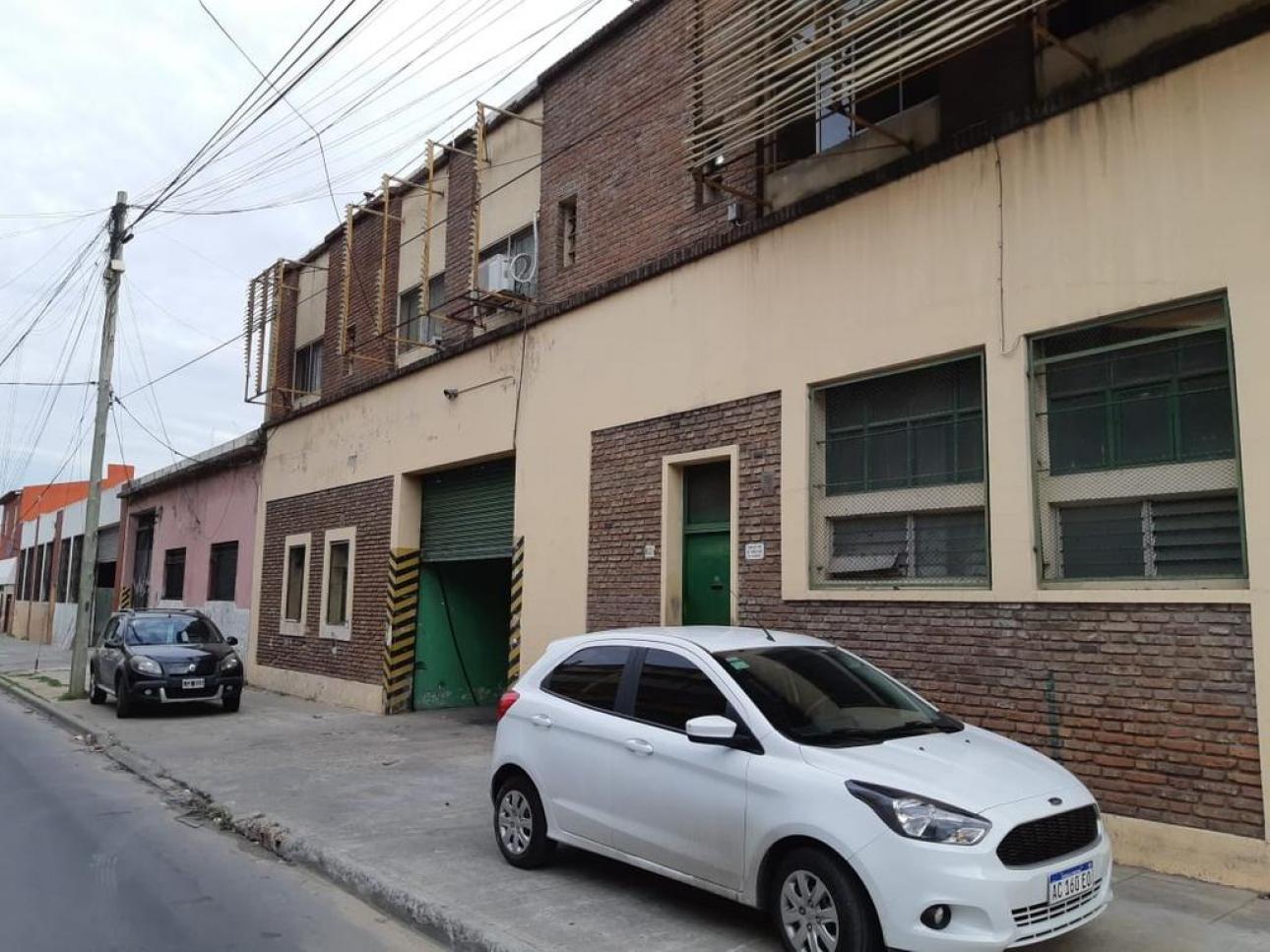 3600 m2 3 plantas