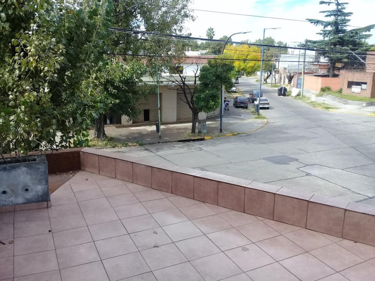 bg