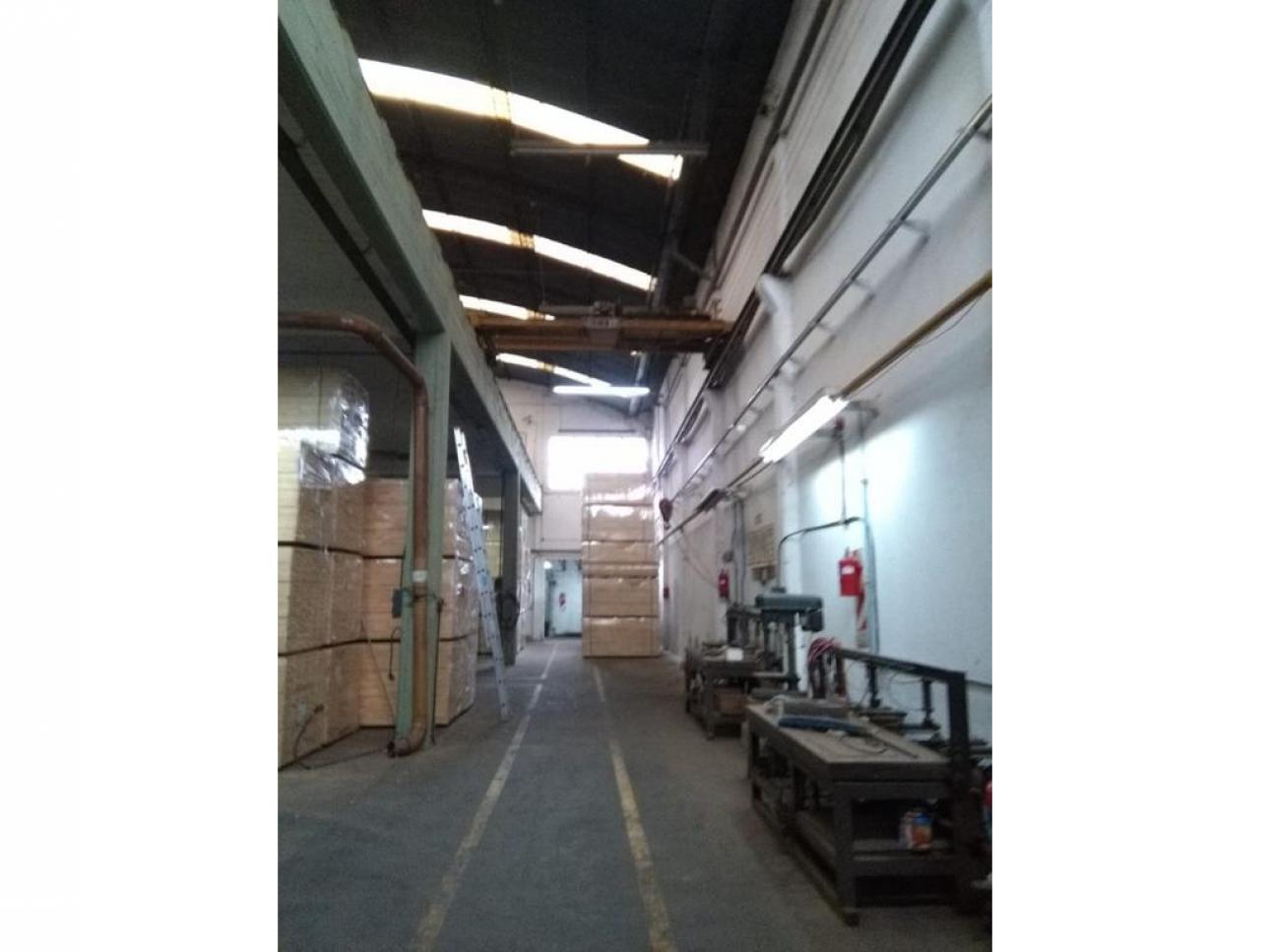 GALPON 1450 m2 A MTS EVA PERON