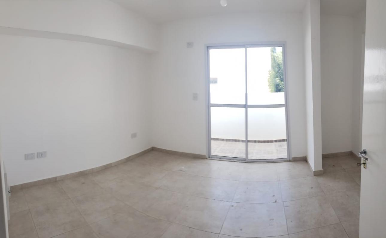 VILLA MAIPÚ DEPARTAMENTO 2 AMB. C/DOBLE BALCÓN
