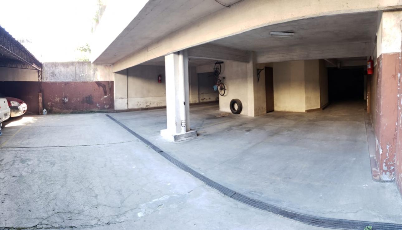 SAN MARTIN CENTRO - SEMIPISO 4 AMB. CON BALCÓN AL FRENTE