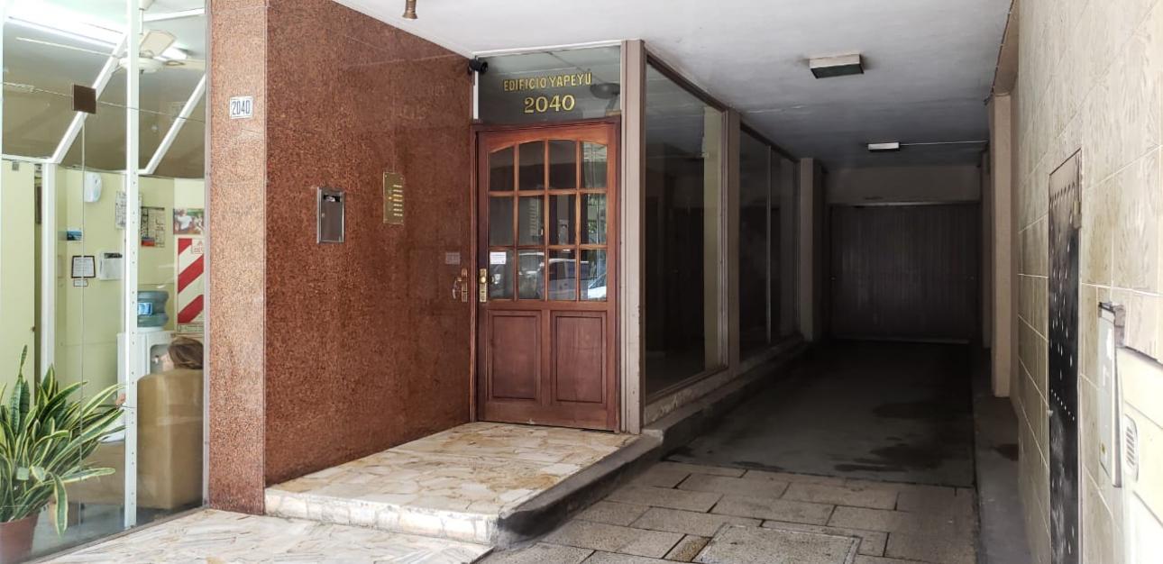 SAN MARTIN CENTRO - SEMIPISO 4 AMB. CON BALCÓN AL FRENTE