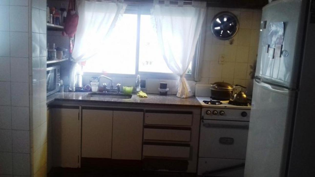 CASA 5 AMB 2 PLANTAS - VILLA BALLESTER CENTRO