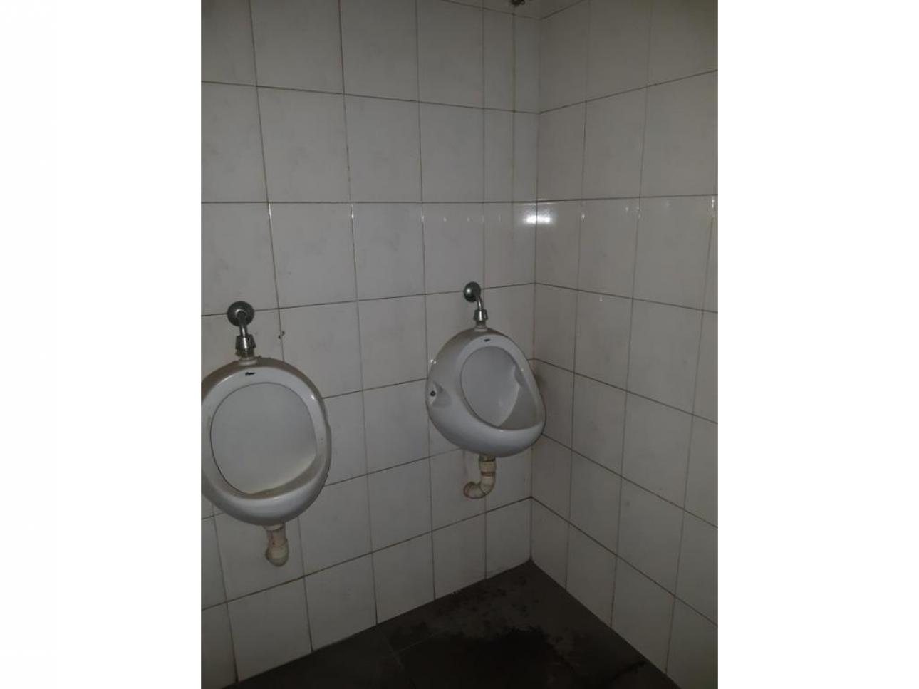 710 m2 CON MONTACARGAS