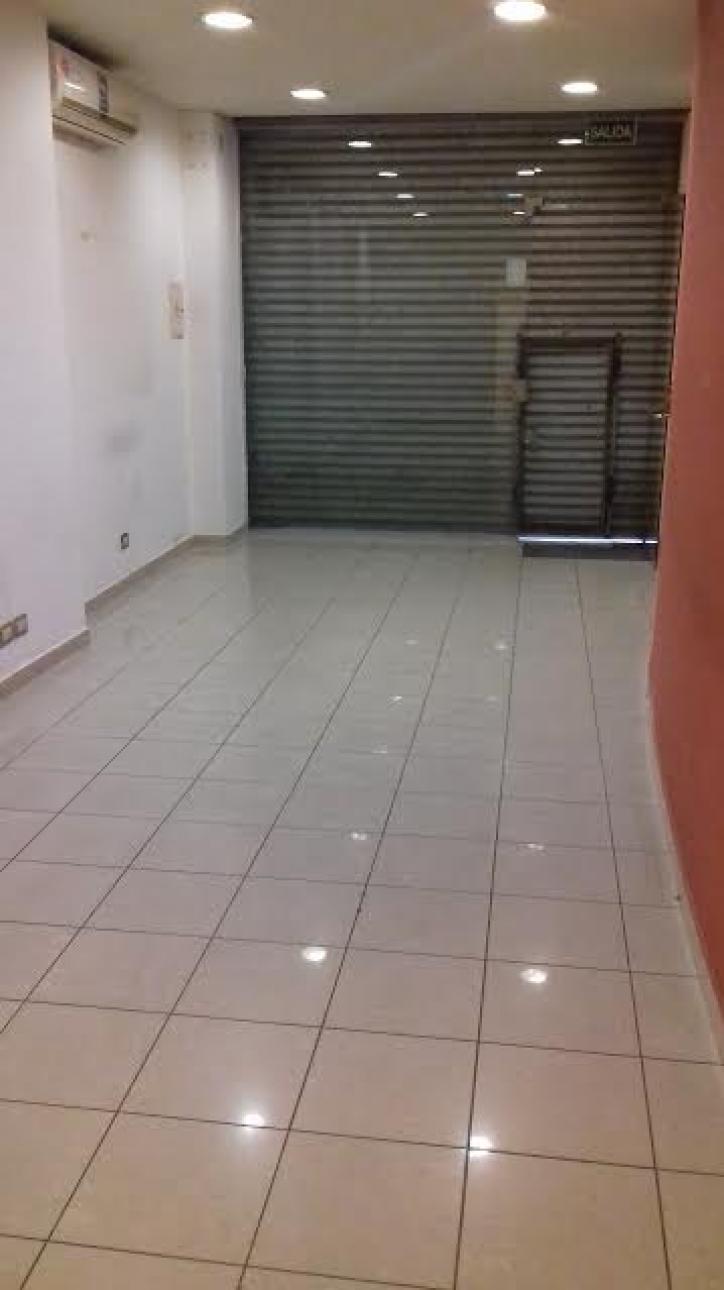 Local 35 m2 A MTS DE PEATONAL BELGRANO